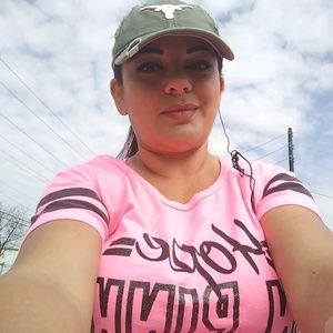 Meet your Posher, Consuelo